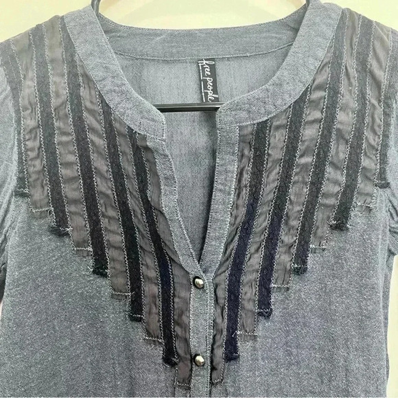 Free People Chambray Shirt Sheer Long Flowy Button Down Tunic Blouse Top Size XS - Picture 6 of 6